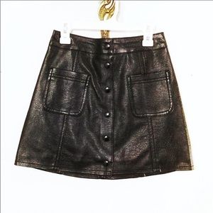 Divided Skirt Faux Vegan Textured Leather Full Front Snap-On